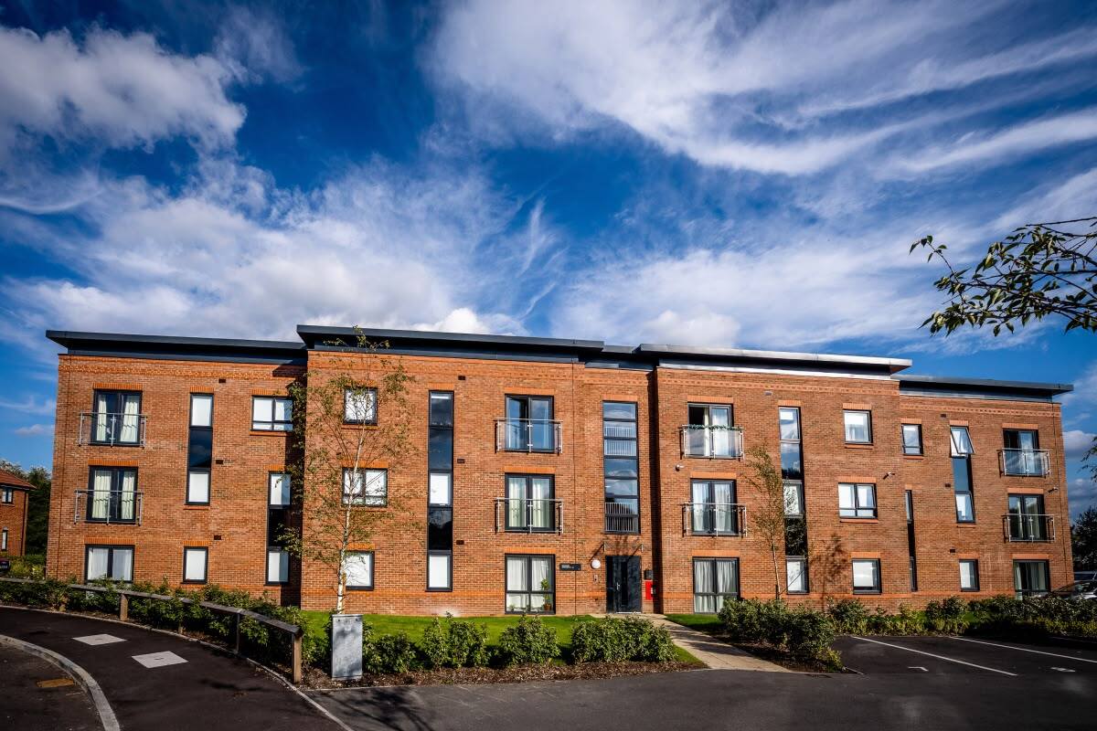 Brookside Grange 2 1200x800